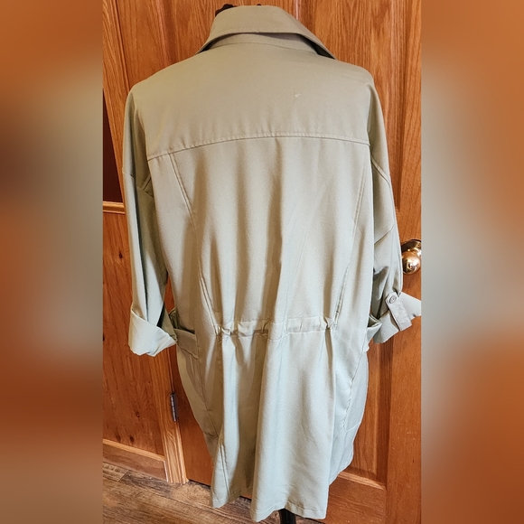 Zanzea cover up sz XL  Sleeves roll all the way down or button three quarters. - Picture 5 of 6